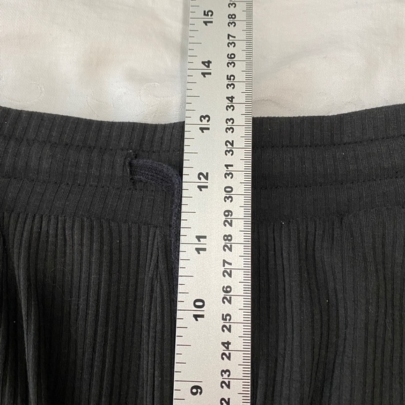 PUMA Women's Black Ribbed High Waist Modern Basics Wide Leg Pant Size Small - Picture 12 of 15